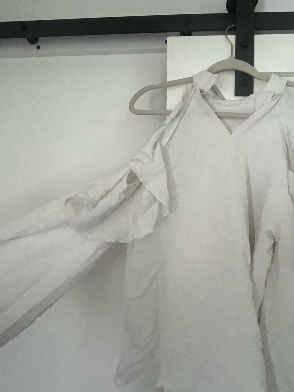 ePretty White Ruffled Halter Top - Picture 4 of 5